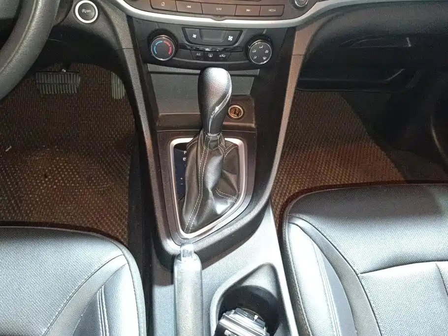 Buick Excelle — миниатюра 16