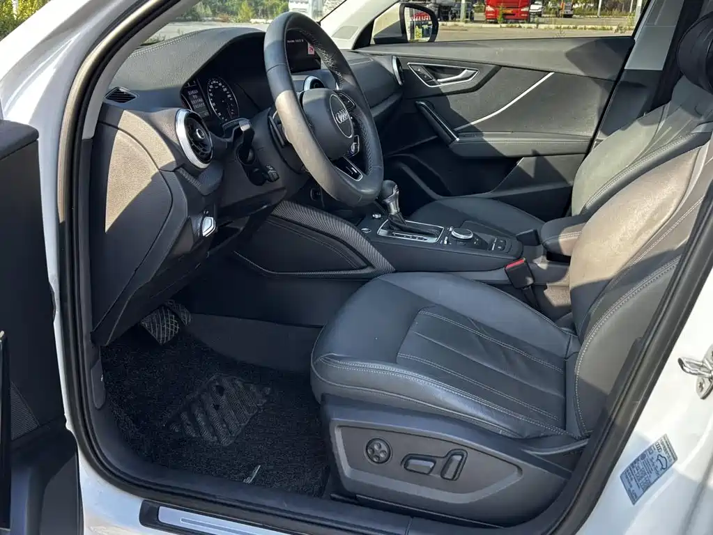 Audi Q2L — миниатюра 10