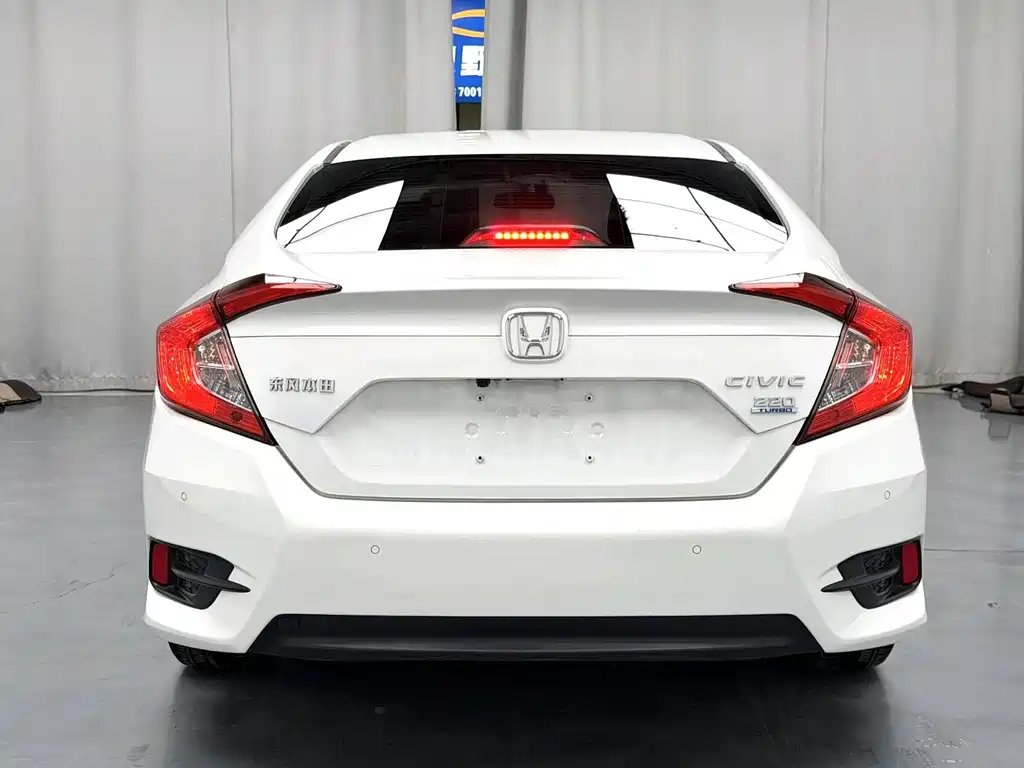 Honda Civic — миниатюра 17