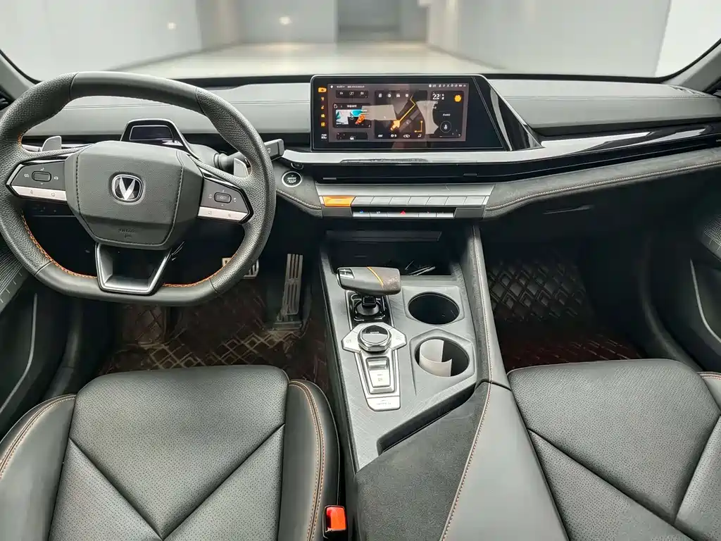 Changan UNI-V — миниатюра 6
