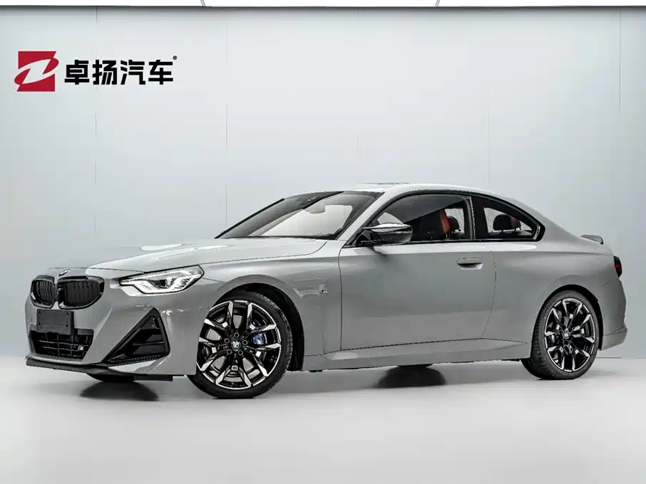 BMW M240i 2025