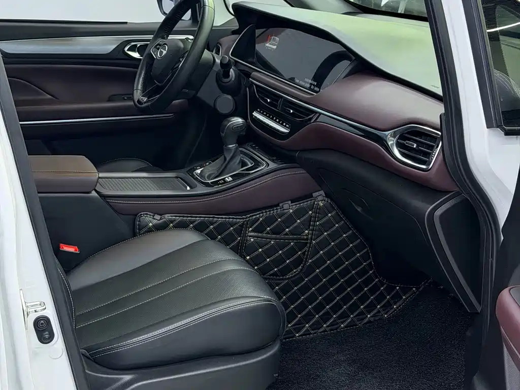 GAC Motor Trumpchi M6 — миниатюра 15