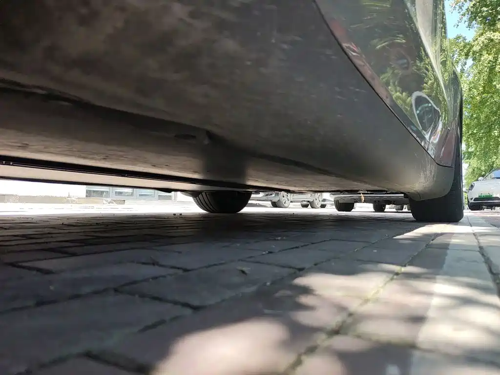 Tesla Model Y — миниатюра 19