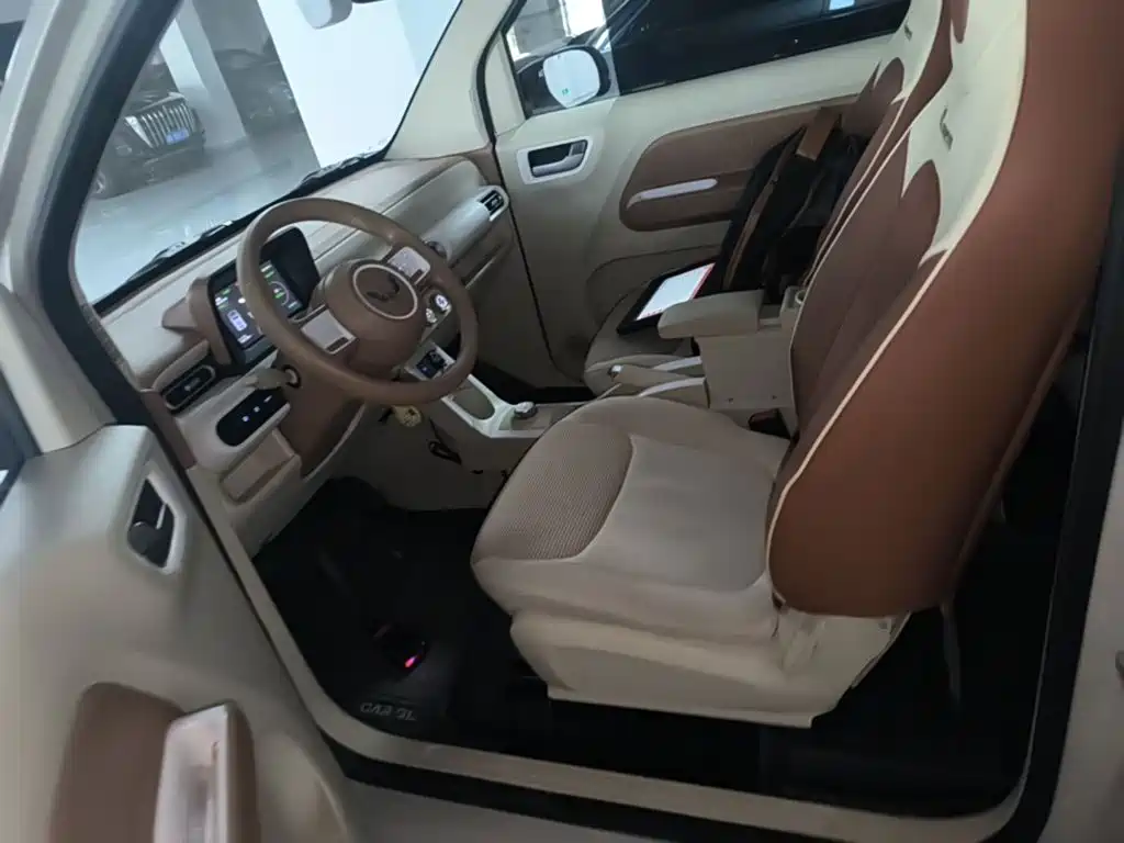 Wuling MINIEV — миниатюра 15