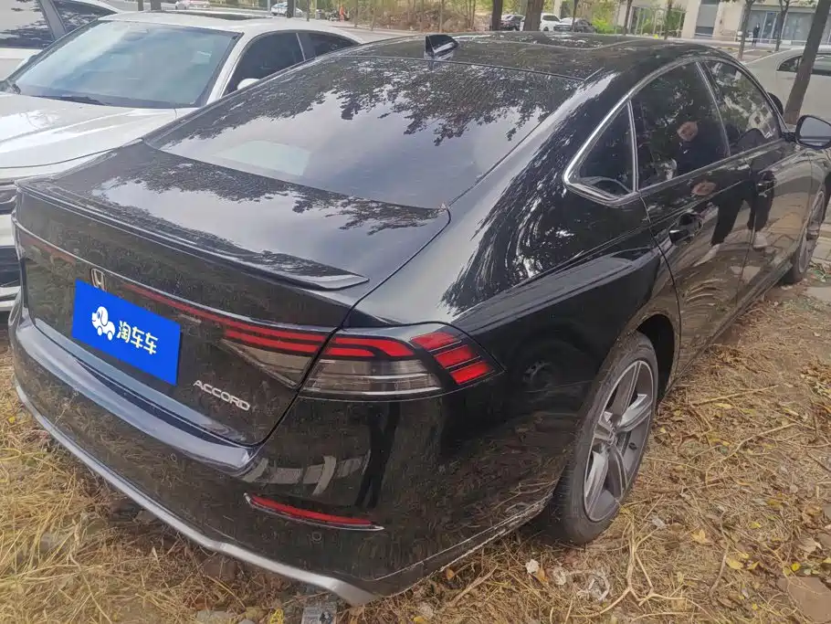 Honda Accord — миниатюра 3