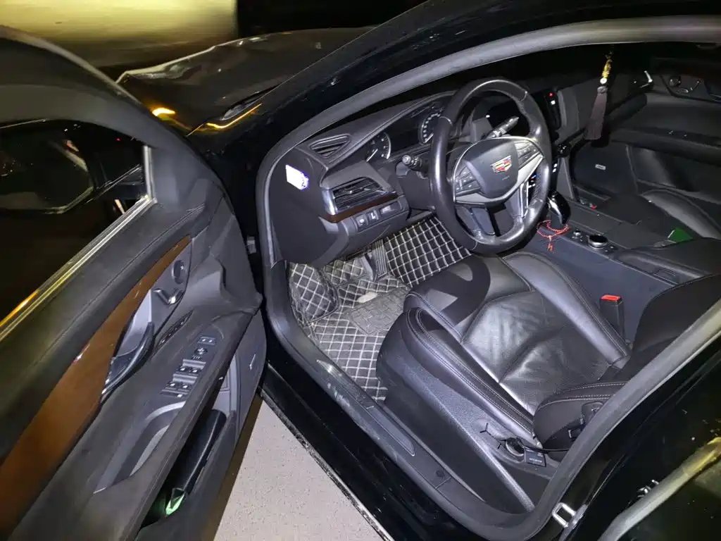 Cadillac CT6 — миниатюра 17