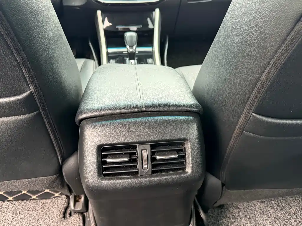 Honda Accord — миниатюра 15