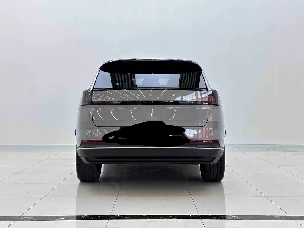 Volvo XC70 2026 Plus