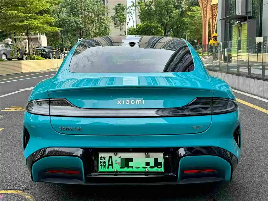 Xiaomi SU7 — миниатюра 5