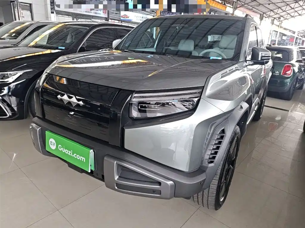 Fang Cheng Bao Titanium 3 2025