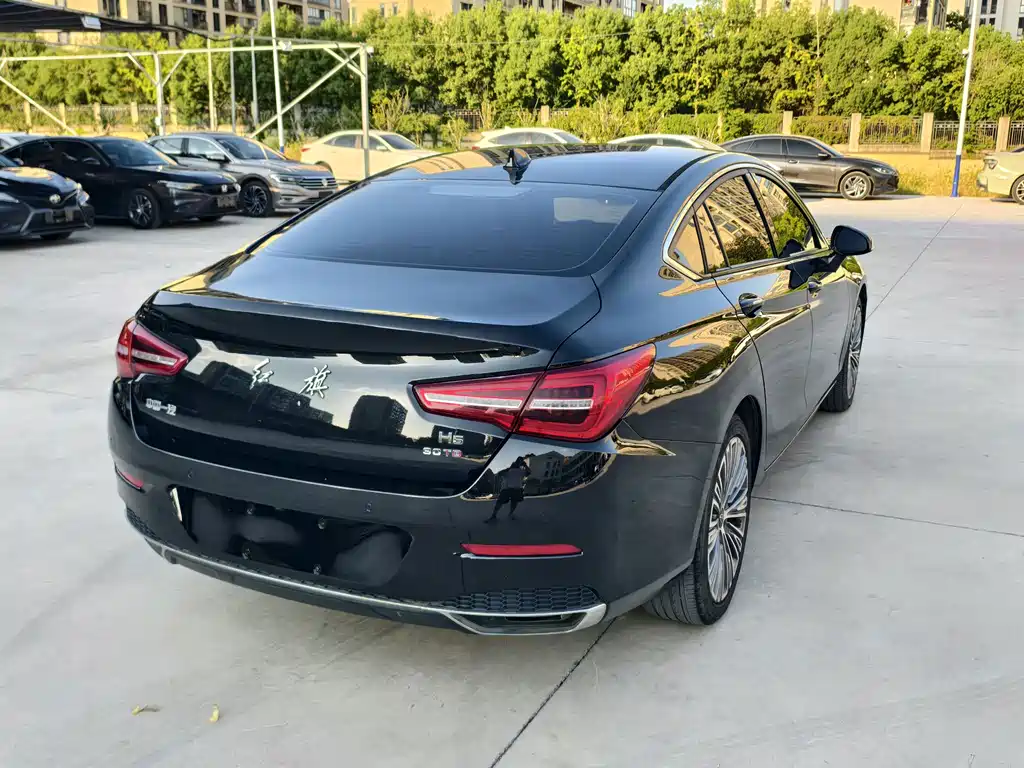 Hongqi Hongqi H5 — миниатюра 6