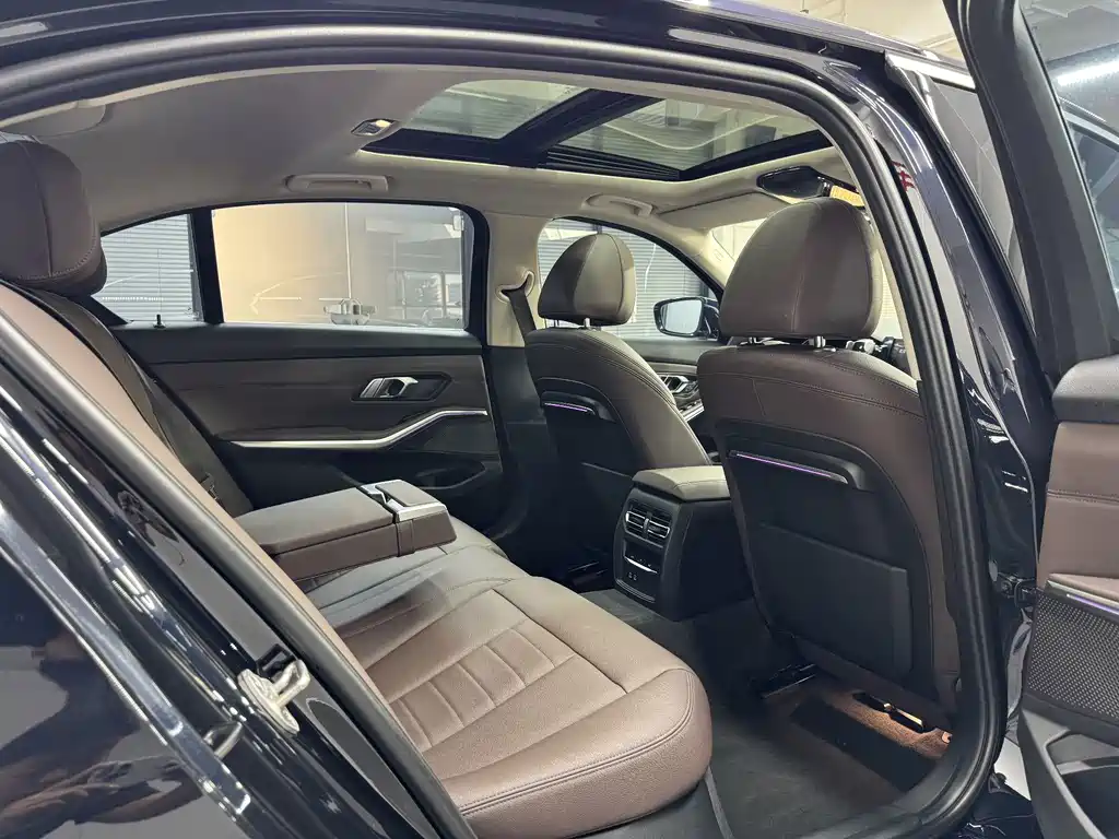 BMW 3 Series — миниатюра 17