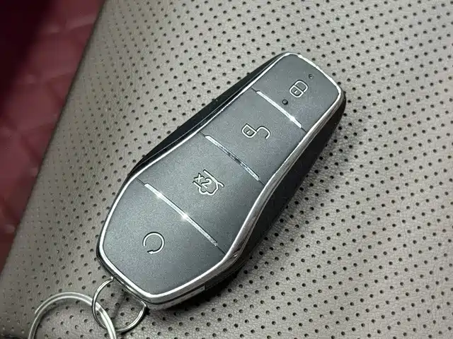 BYD Han — миниатюра 6