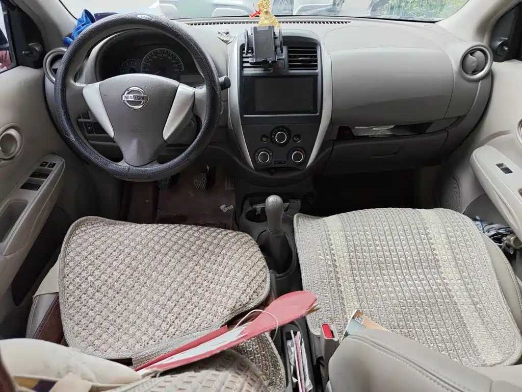 Nissan Sunny — миниатюра 10