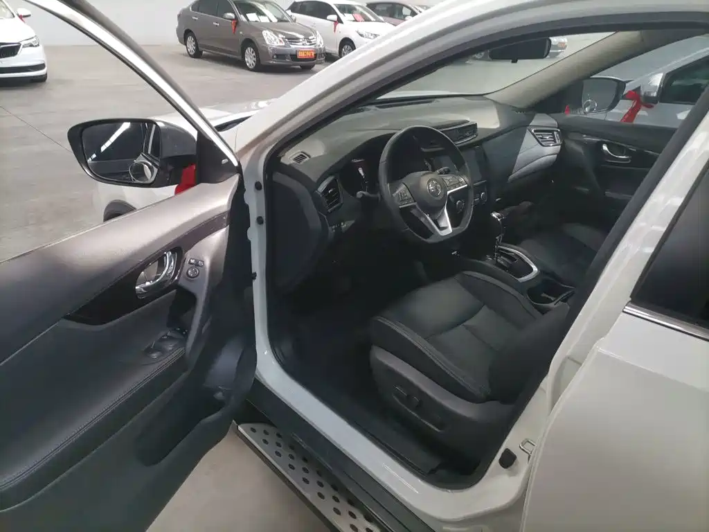 Nissan X-Trail — миниатюра 16