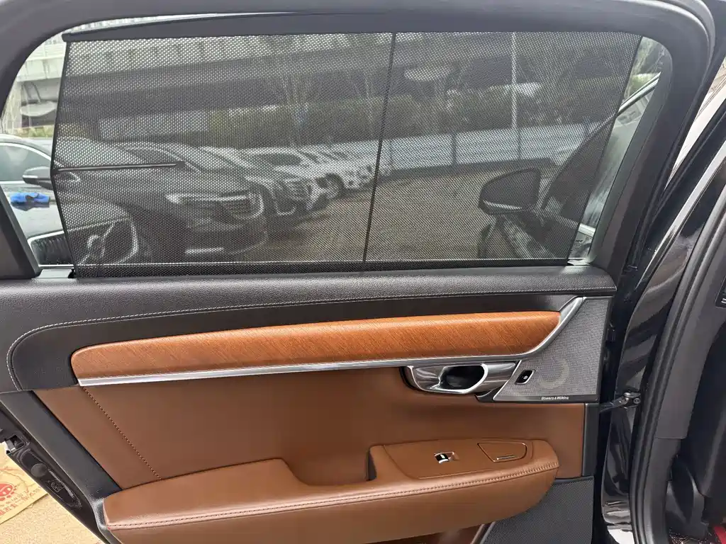 Volvo S90 — миниатюра 12