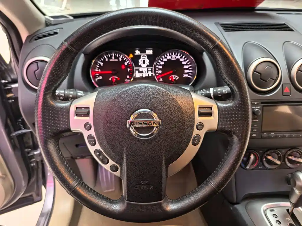 Nissan Qashqai — миниатюра 12