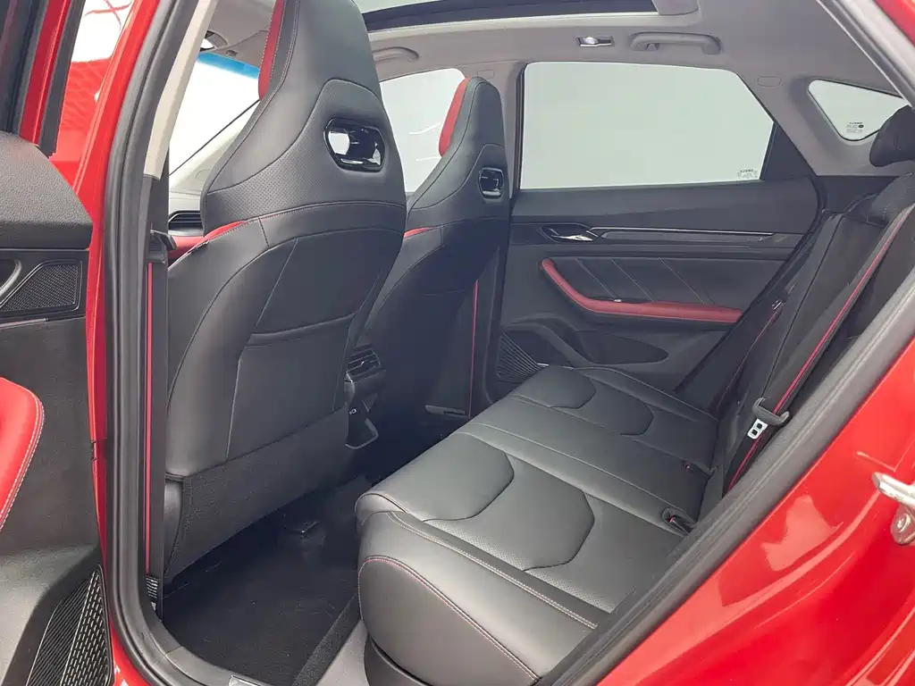 Geely Emgrand S — миниатюра 8