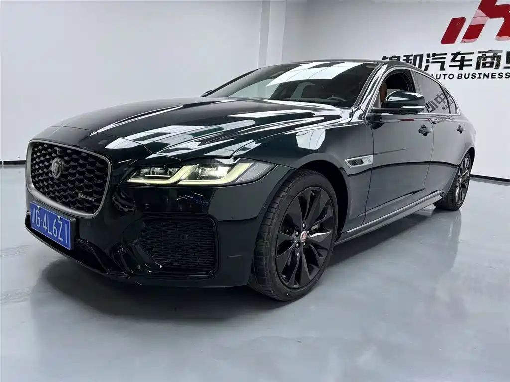 Купить Jaguar XFL