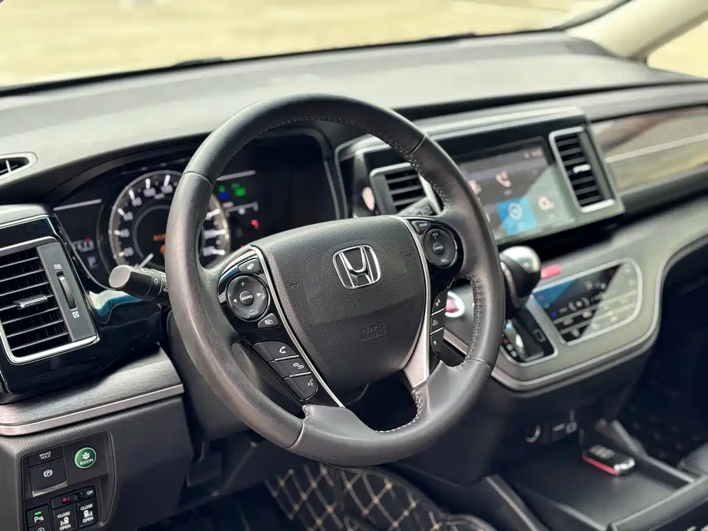 Honda Elysion — миниатюра 8