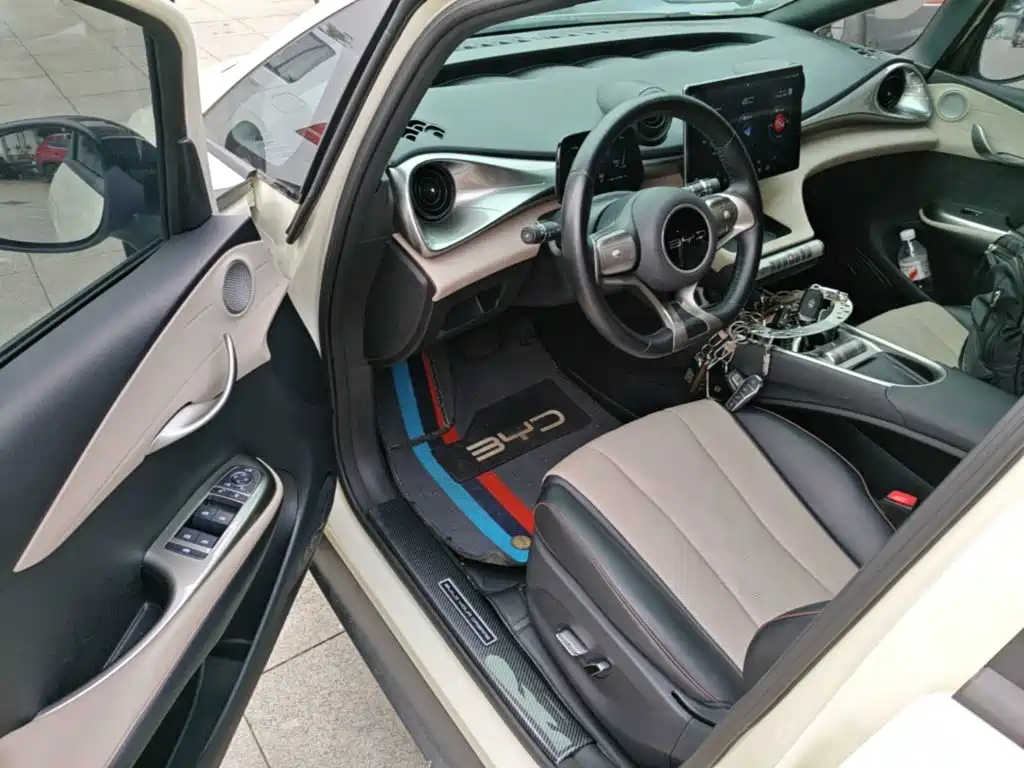 BYD Dolphin — миниатюра 16