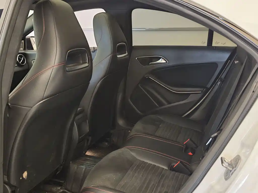 Mercedes-Benz CLA (Import) — миниатюра 13