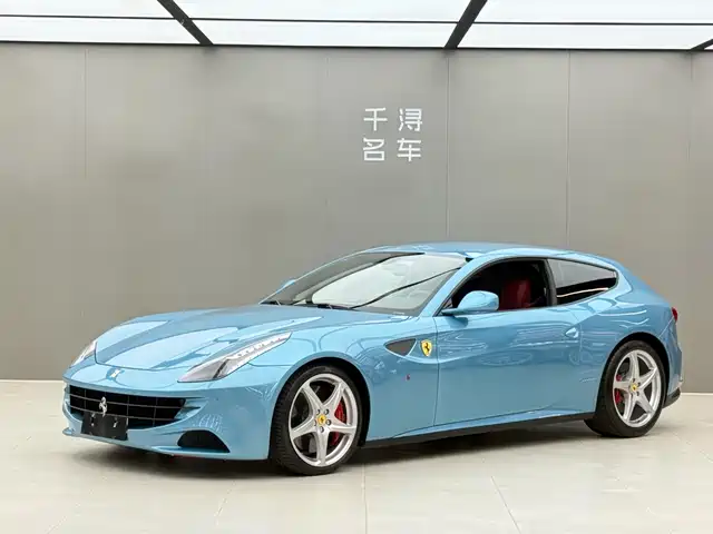 Ferrari FF