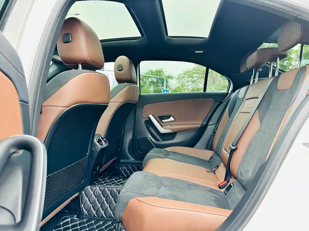 Mercedes-Benz A-Class — миниатюра 13