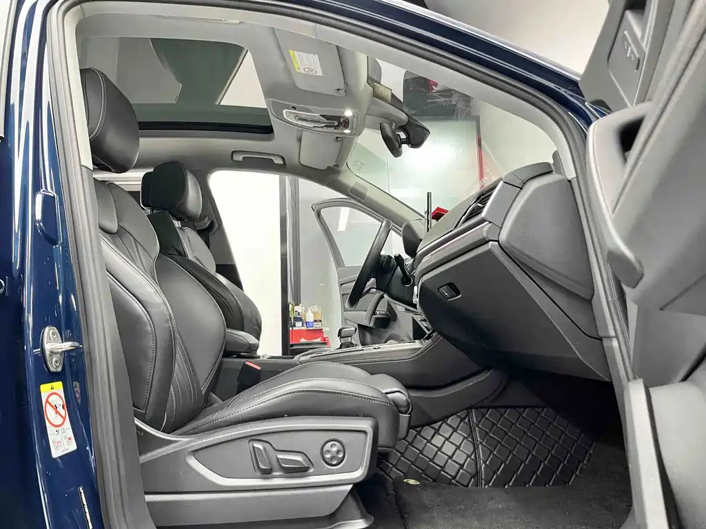 Audi Q5L — миниатюра 6