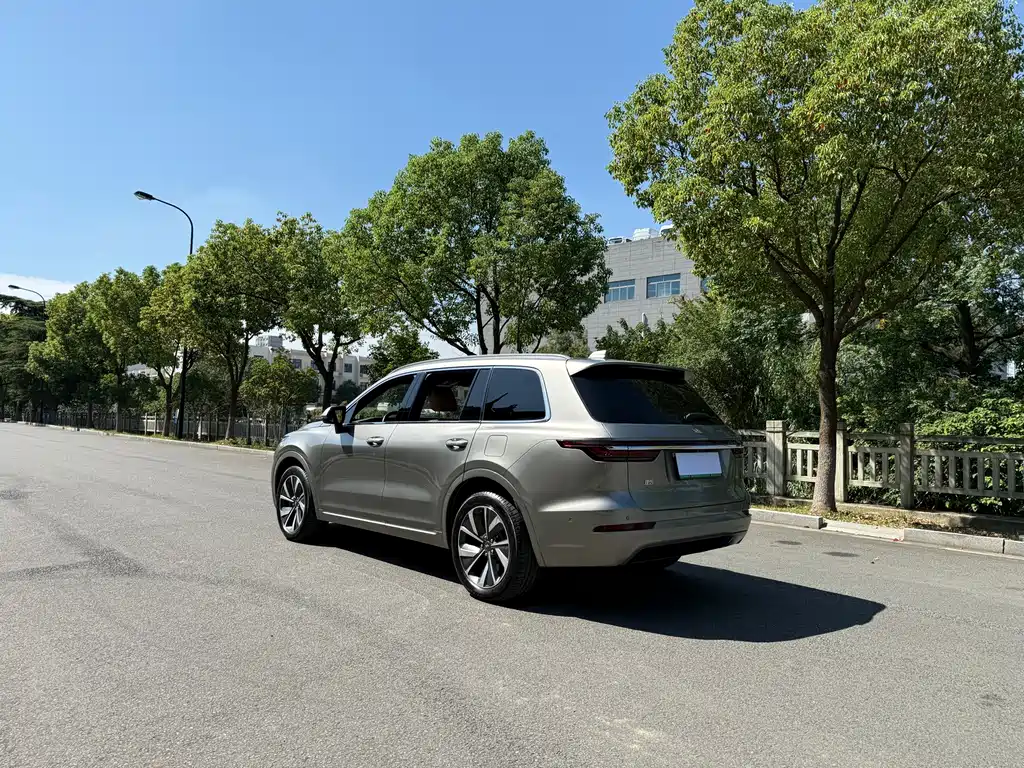 Li Auto Li ONE — миниатюра 7