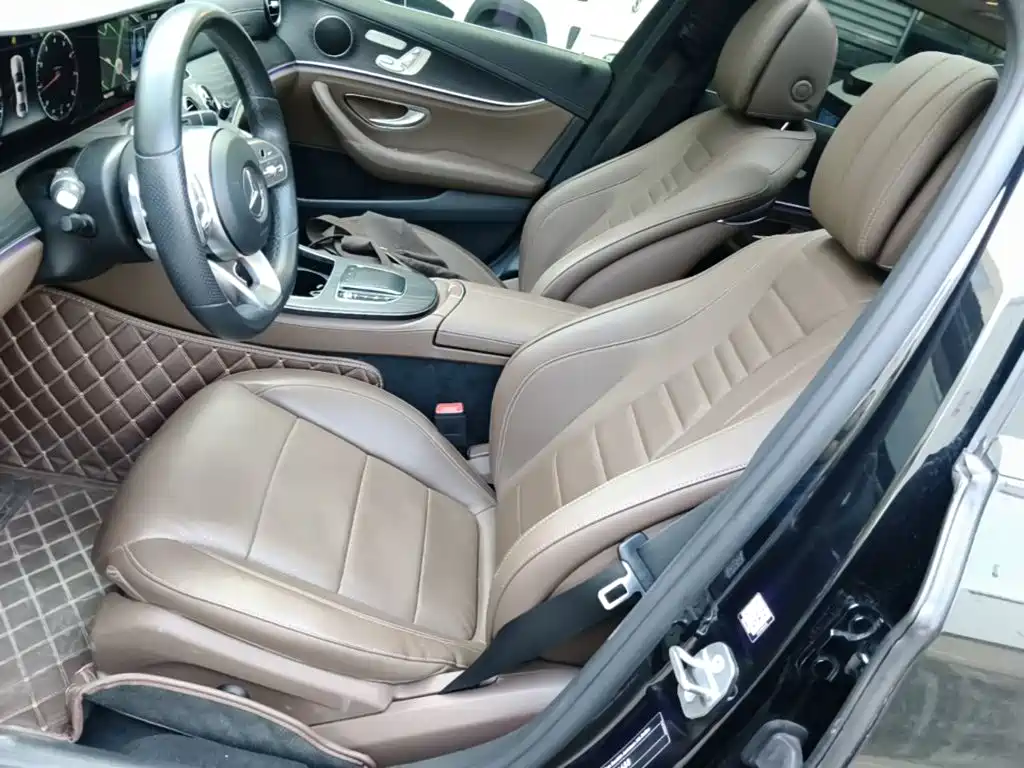 Mercedes-Benz E-Class — миниатюра 15
