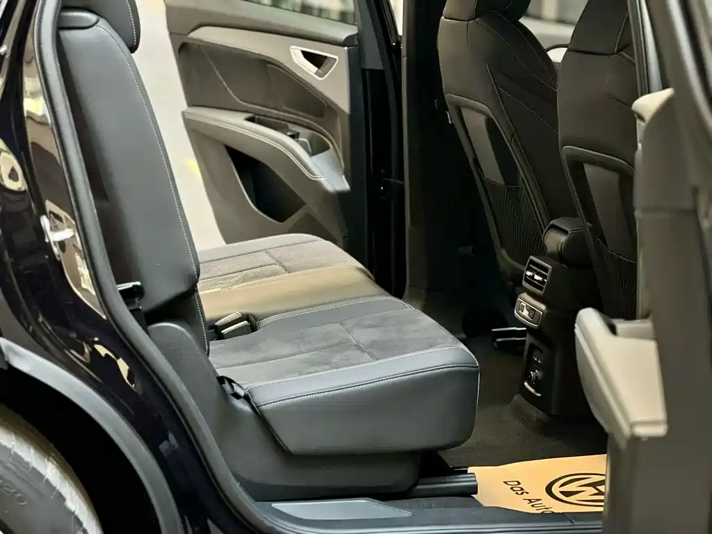Audi Q5 e-tron 2023 40 e-tron