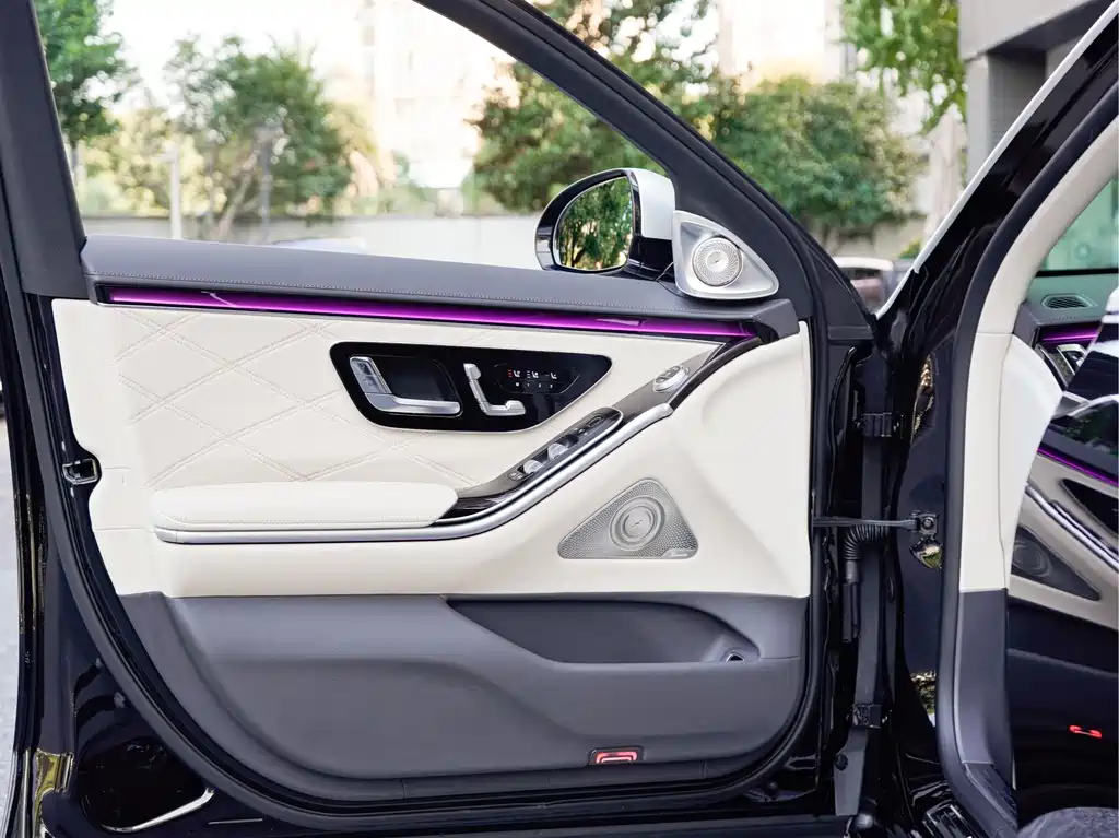 Mercedes-Benz S-Class — миниатюра 16