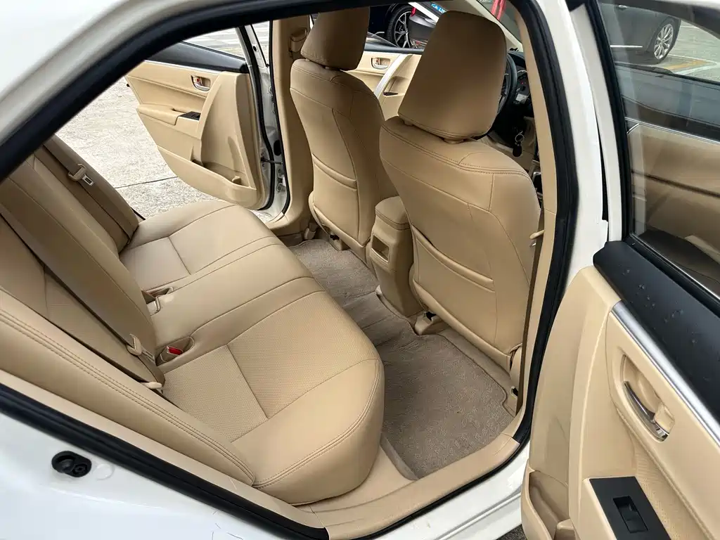 Toyota Corolla — миниатюра 8
