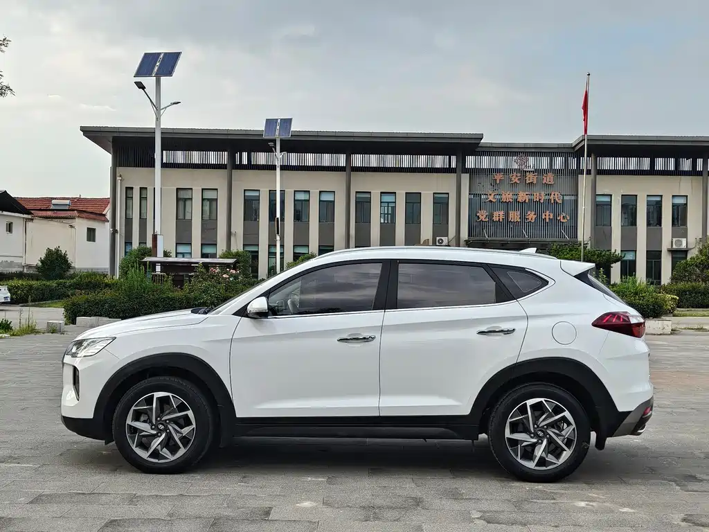 Hyundai Tucson — миниатюра 4