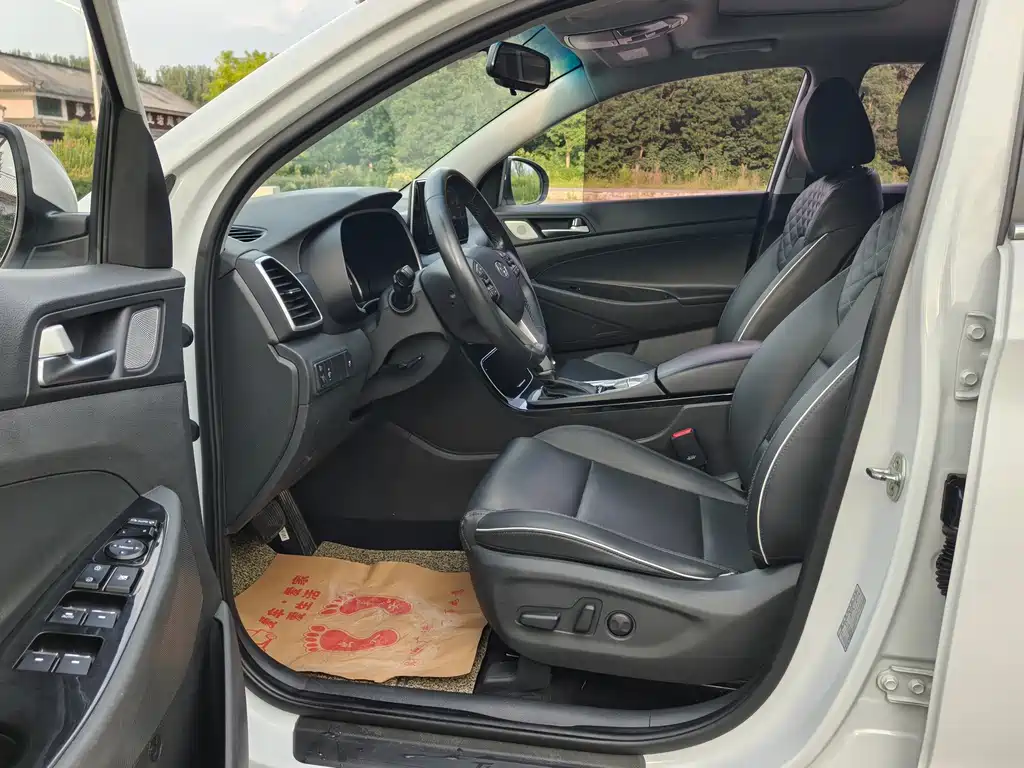Hyundai Tucson — миниатюра 9