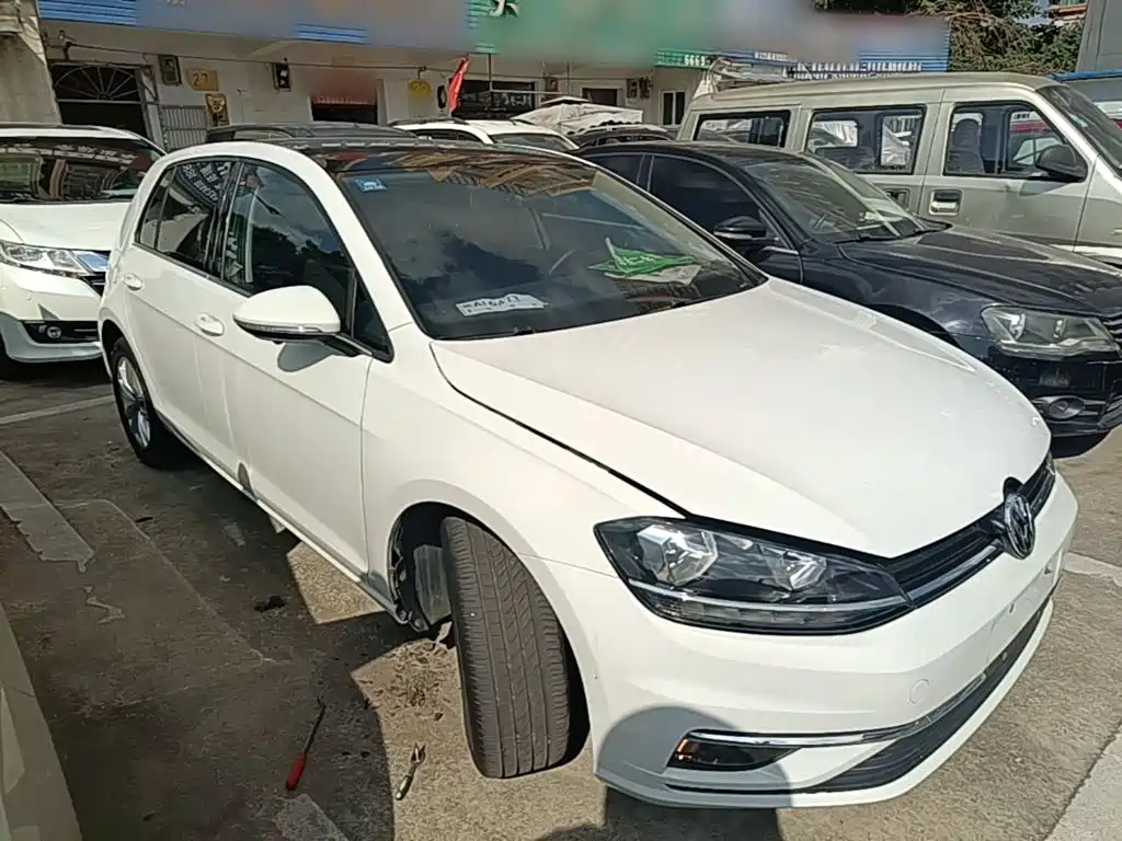 Volkswagen Golf — миниатюра 22