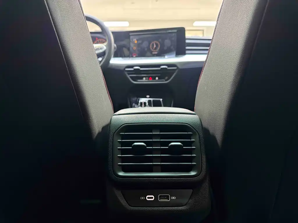 Volkswagen Lamando — миниатюра 19