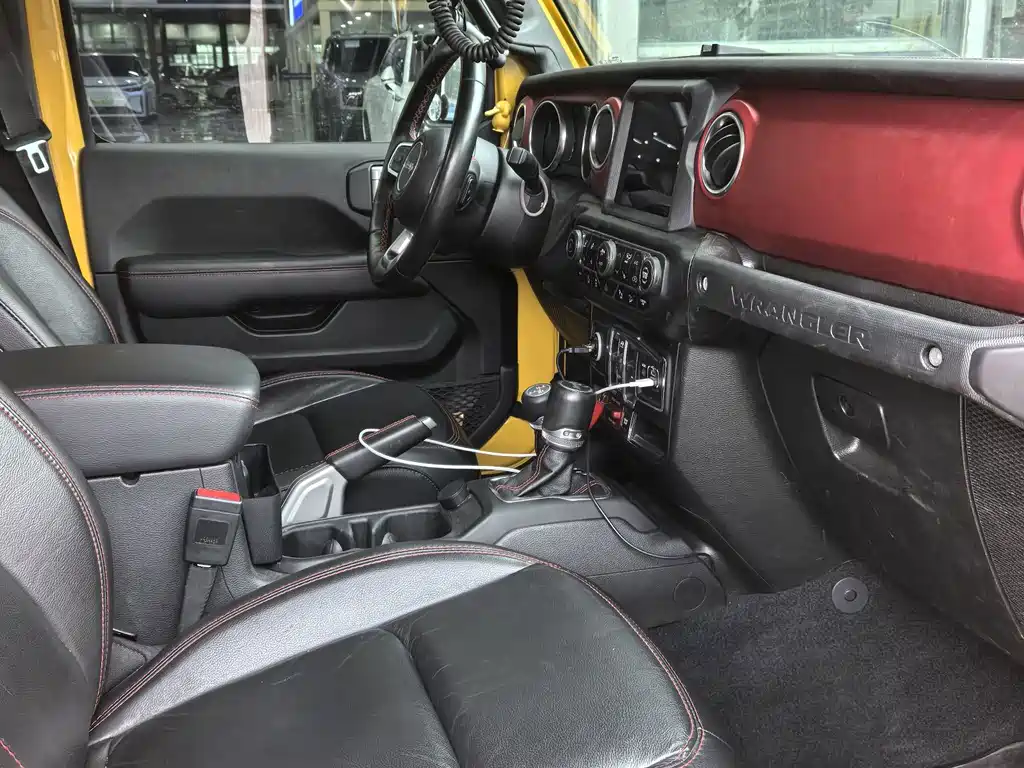 Jeep Wrangler — миниатюра 9