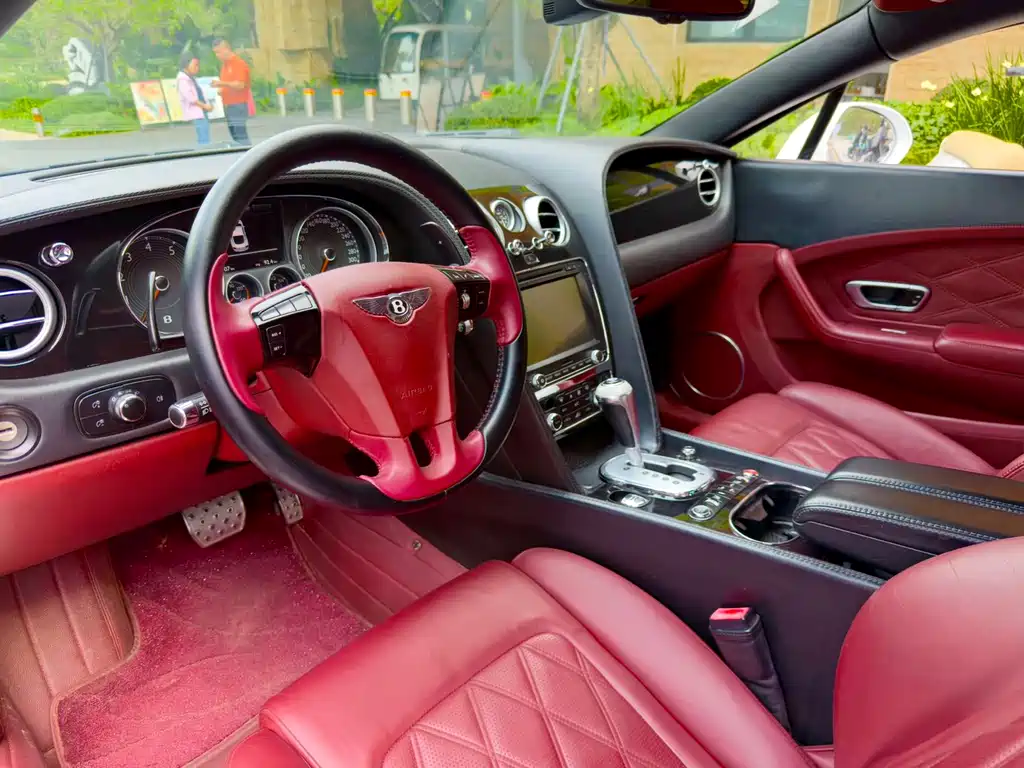 Bentley Continental — миниатюра 4