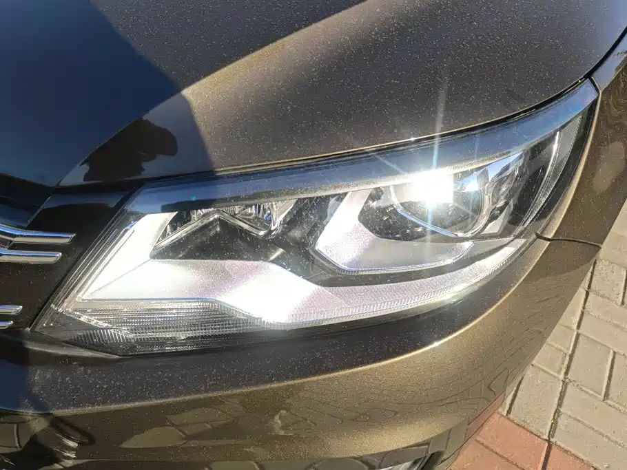 Volkswagen Tiguan — миниатюра 5