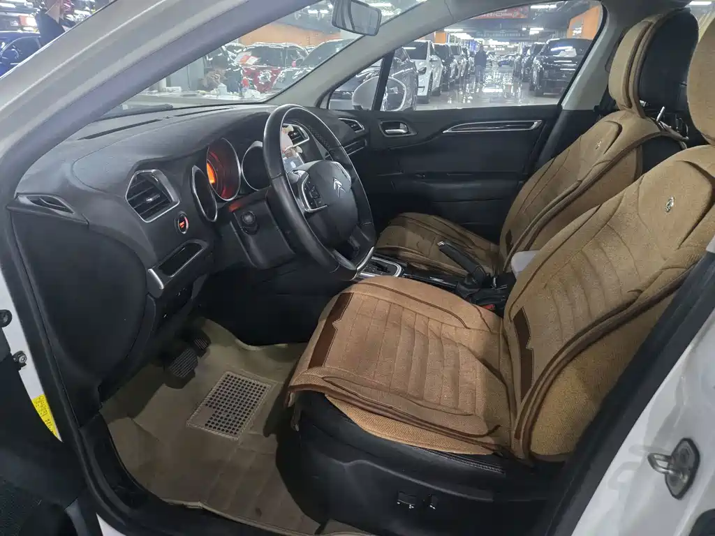Citroen C4L — миниатюра 7