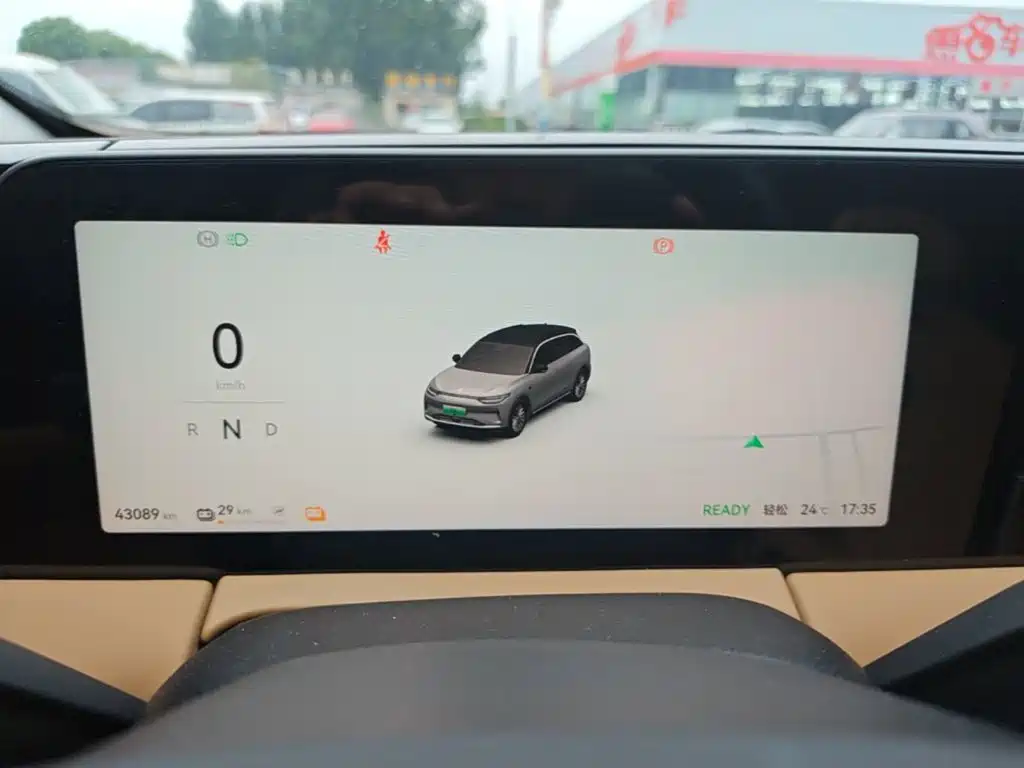 Leapmotor Leapmotor C11 — миниатюра 12