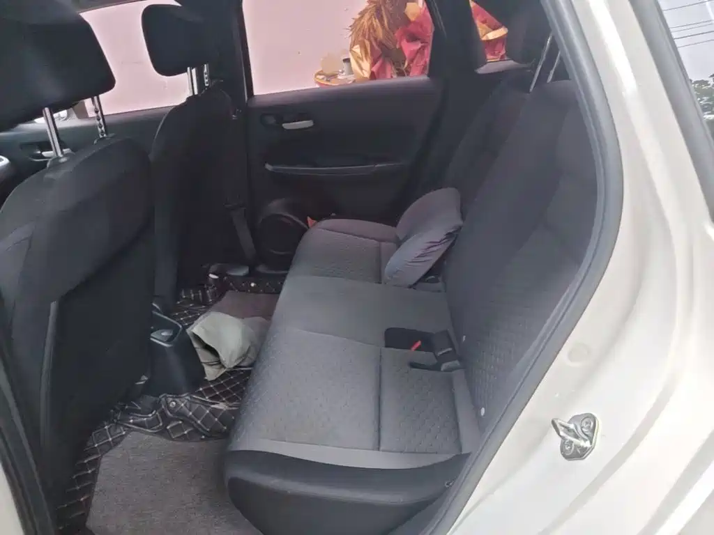 Honda Fit — миниатюра 17