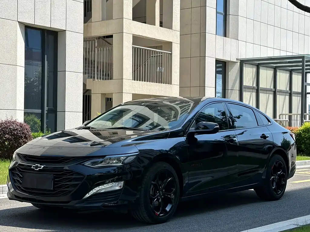 Купить Chevrolet Malibu XL
