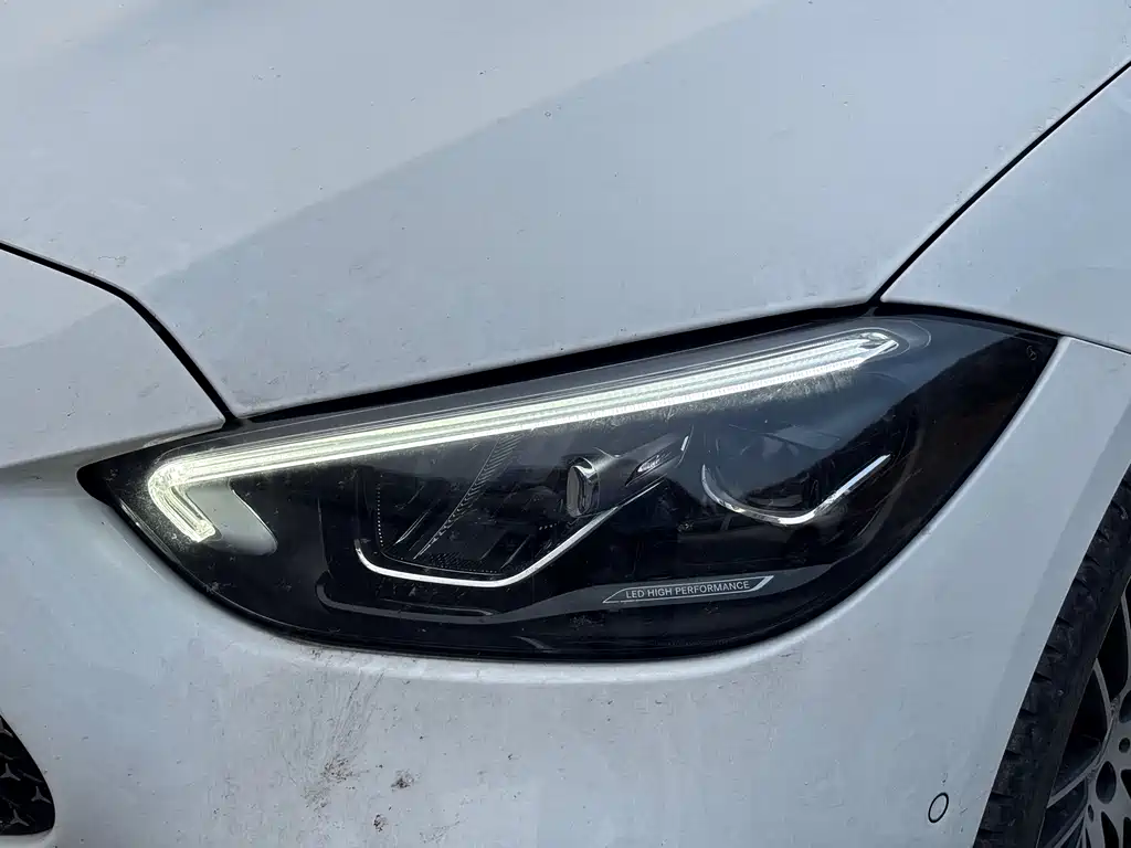 Mercedes-Benz C-Class — миниатюра 3