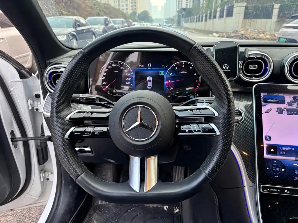 Mercedes-Benz C-Class — миниатюра 8