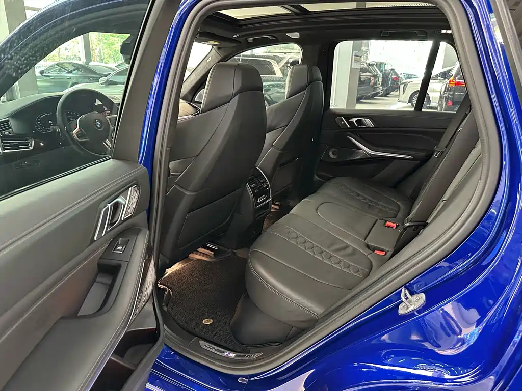 BMW X5 M — миниатюра 10