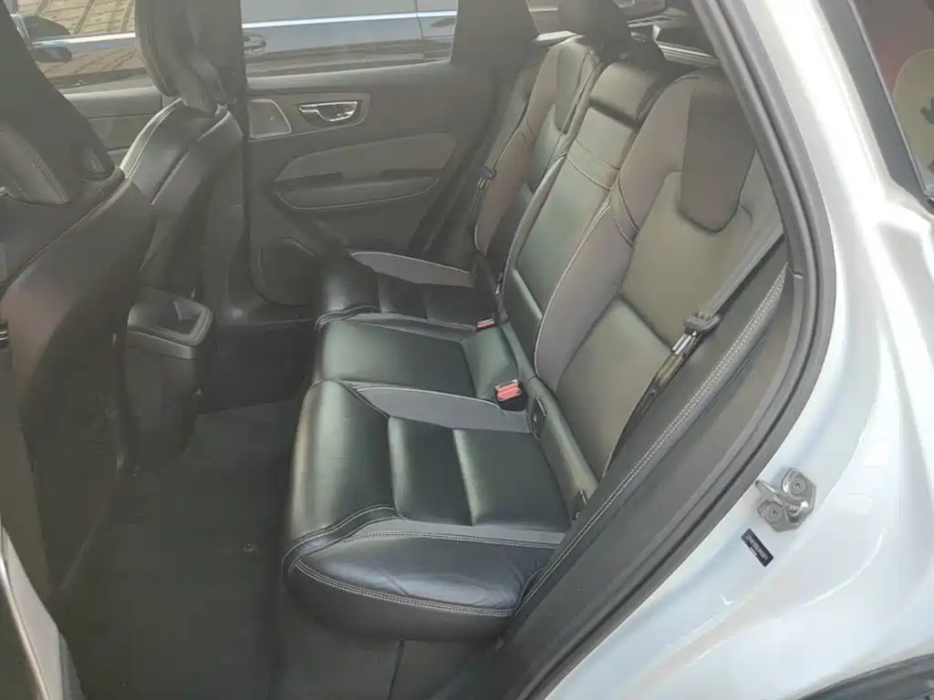 Volvo XC60 — миниатюра 17