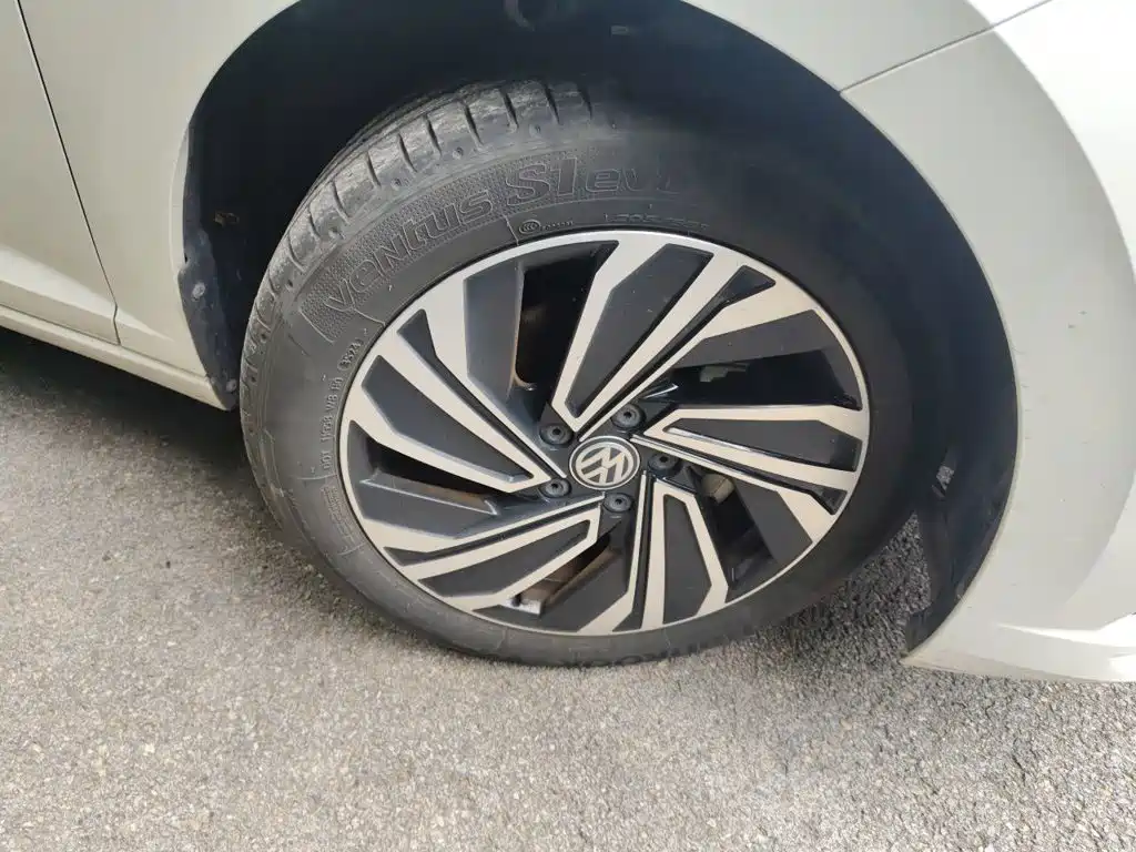 Volkswagen Sagitar — миниатюра 24